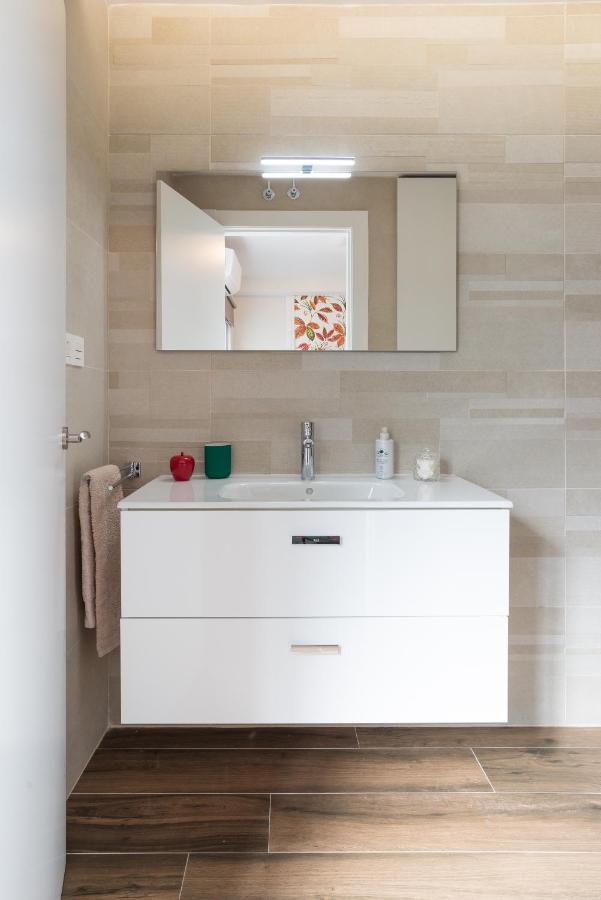 Bhost - Suite La Merced Málaga Exteriör bild